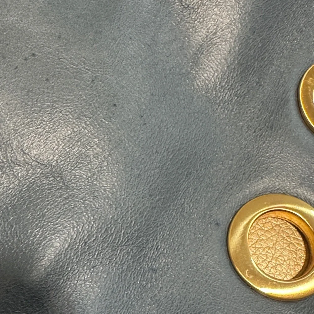 Franco Sarto Blue Shoulder Bag with Gold Details - Picture 5 of 9